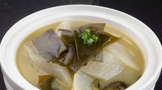 白萝卜海带紫菜汤