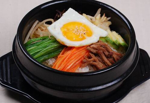韩式石锅拌饭
